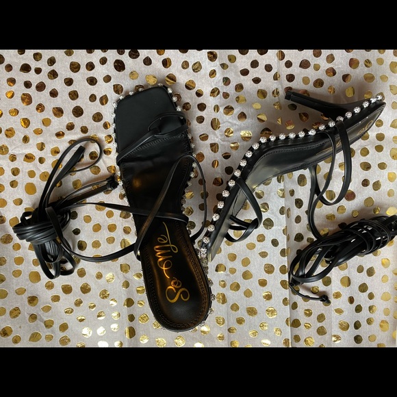 Shoes - Picture 2 of 4